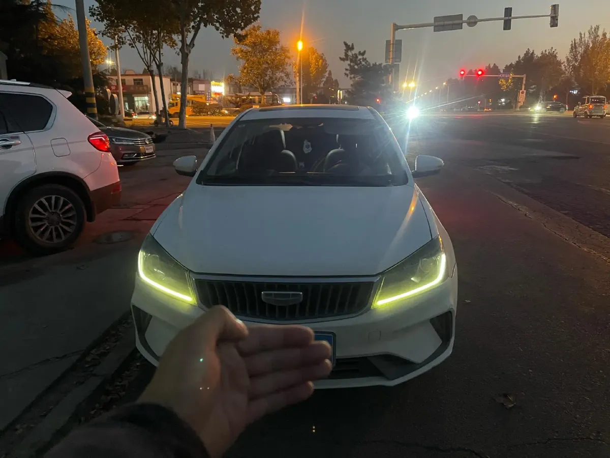 2021 Geely Emgrand 1.5L 109HP L4 CVT,autocango,china used car exporter,china ev exporter,chinese used car exporter,chinese used ev exporter