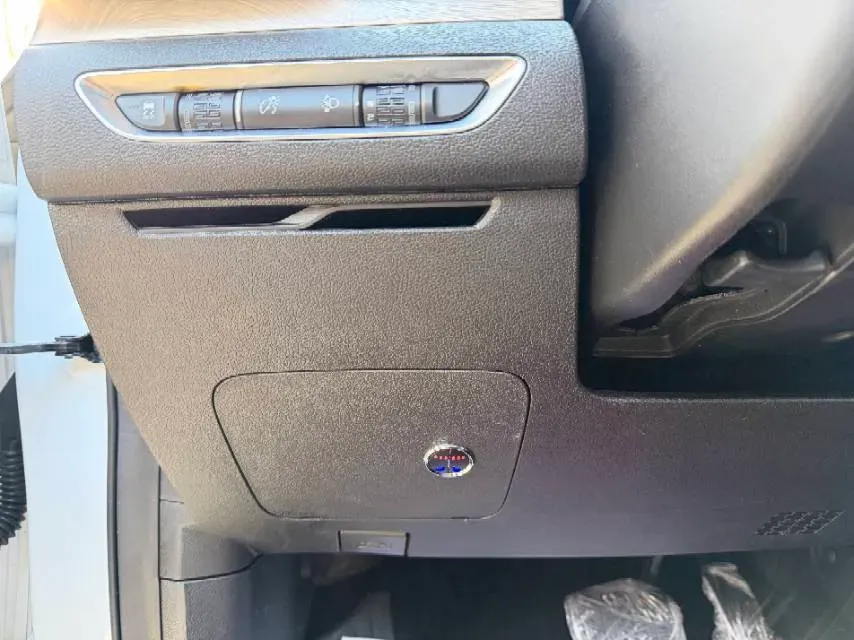 2021 Geely Coolray 1.4T 141HP L4 6DCT,autocango,china used car exporter,china ev exporter,chinese used car exporter,chinese used ev exporter