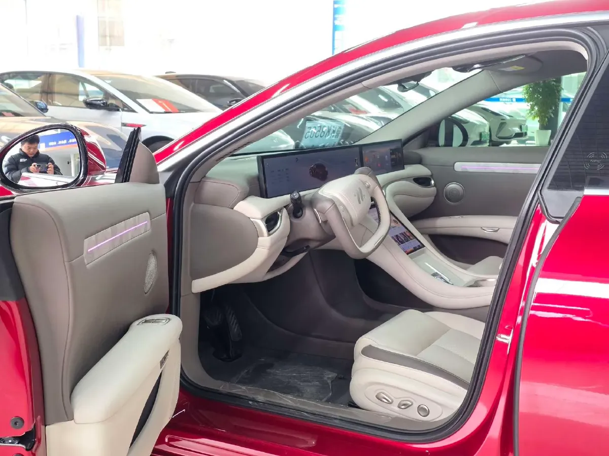 2025 IM L6 BEV,autocango,china used car exporter,china ev exporter,chinese used car exporter,chinese used ev exporter