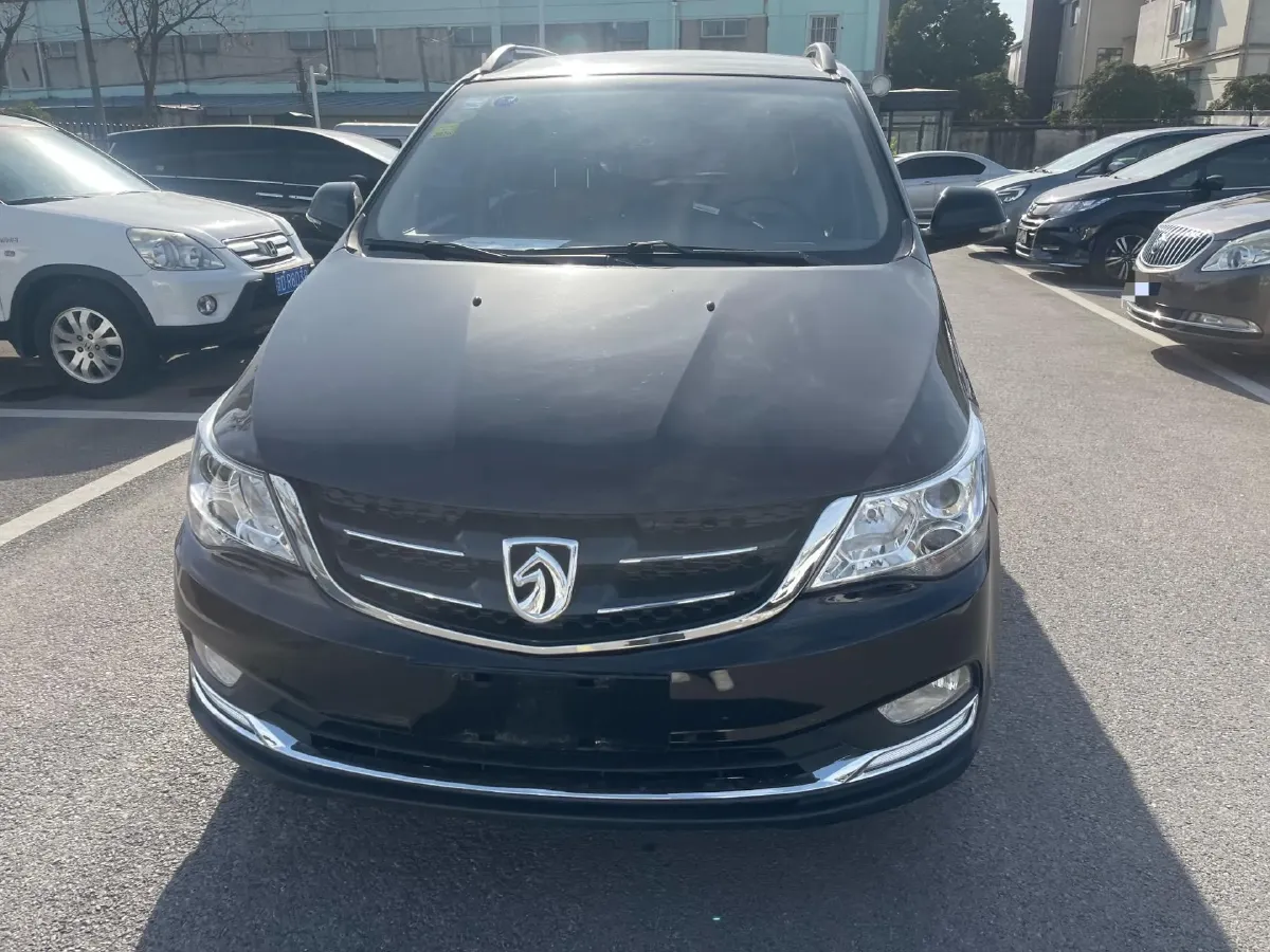 2016 BaoJun 730 1.5L 112HP L4 5MT,autocango,china used car exporter,china ev exporter,chinese used car exporter,chinese used ev exporter