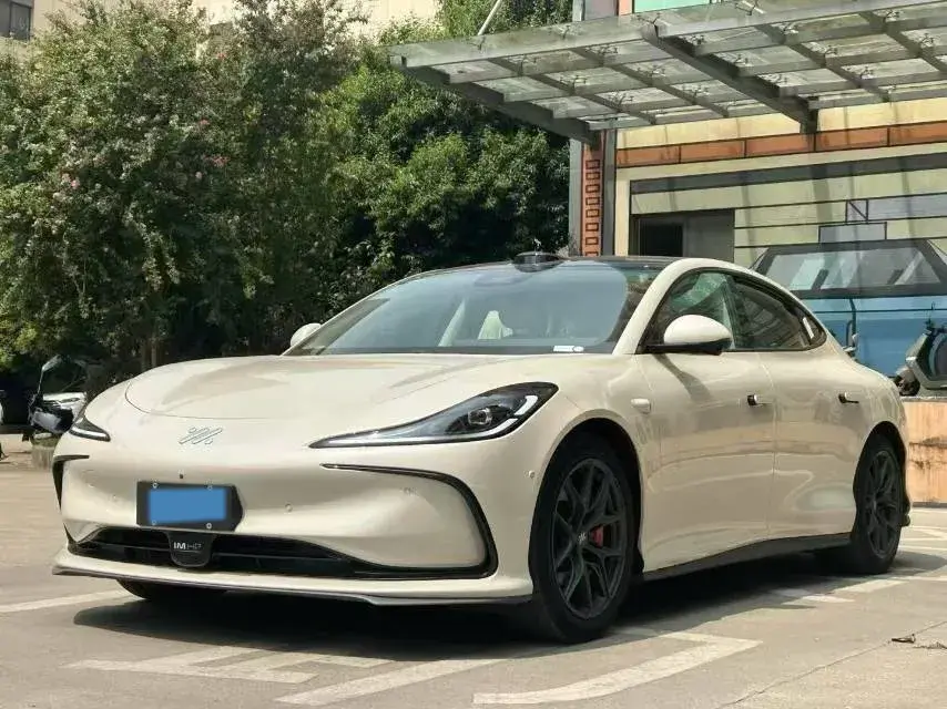 2024 IM L6 BEV 75KWH