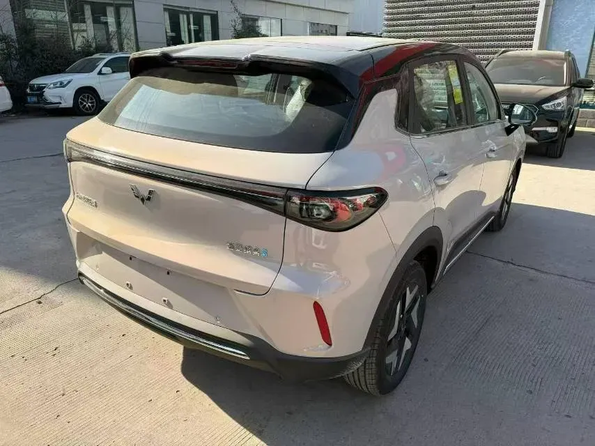 2025 ARCFOX αT6 BEV,autocango,china used car exporter,china ev exporter,chinese used car exporter,chinese used ev exporter