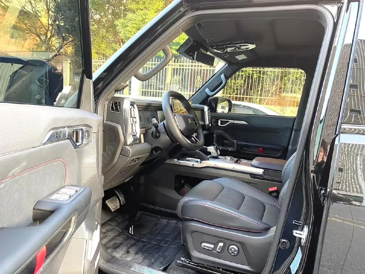 2025 Jetour ShanHai TravellerC-DM 1.5T 156HP L4 3DHT PHEV,autocango,china used car exporter,china ev exporter,chinese used car exporter,chinese used ev exporter