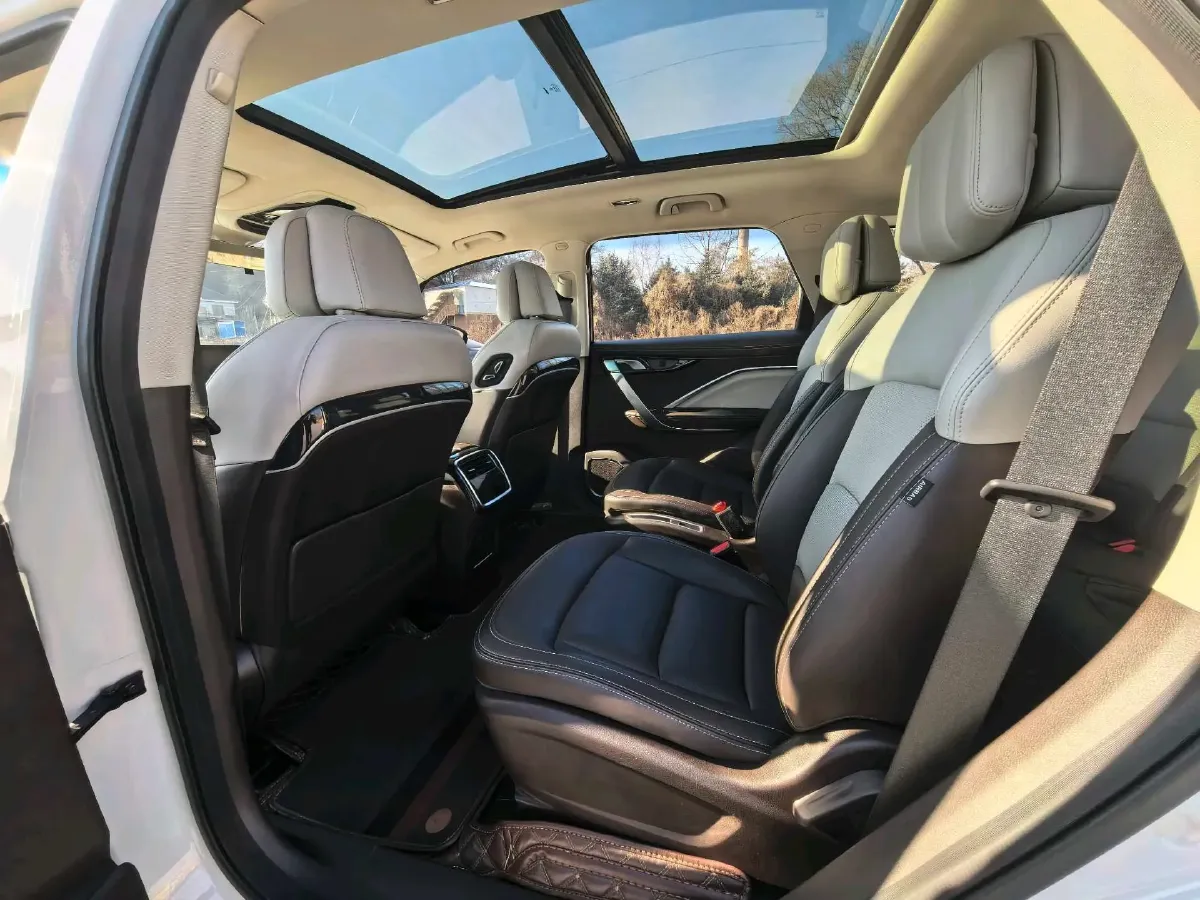 2019 Geely JiaJi 1.5T 177HP L3 7DCT,autocango,china used car exporter,china ev exporter,chinese used car exporter,chinese used ev exporter