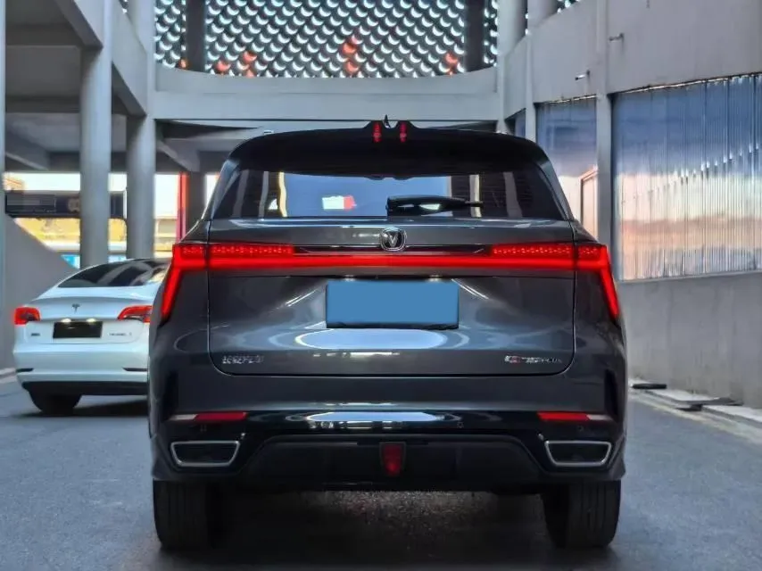 2023 ChangAn CS75 Plus 1.5T 188HP L4 8AT,autocango,china used car exporter,china ev exporter,chinese used car exporter,chinese used ev exporter