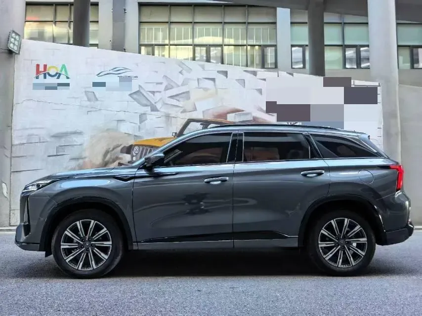 2023 ChangAn CS75 Plus 1.5T 188HP L4 8AT,autocango,china used car exporter,china ev exporter,chinese used car exporter,chinese used ev exporter
