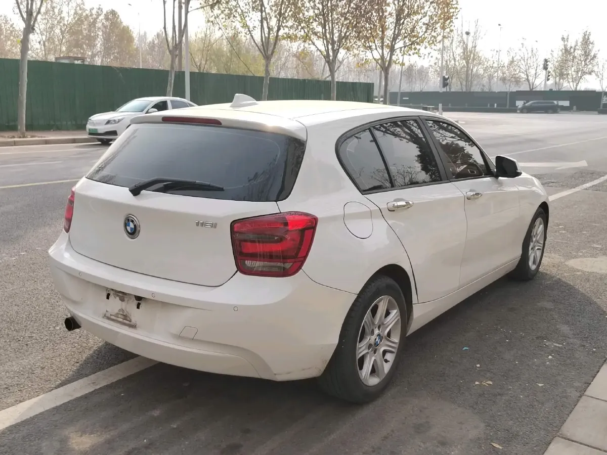 2013 BMW 1 Series 1.6T 136HP L4 8AT,autocango,china used car exporter,china ev exporter,chinese used car exporter,chinese used ev exporter