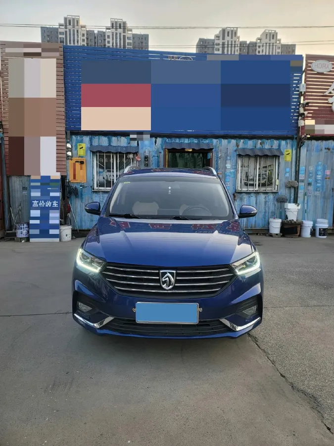 2018 BaoJun 530 1.5T 150HP L4 6MT,autocango,china used car exporter,china ev exporter,chinese used car exporter,chinese used ev exporter