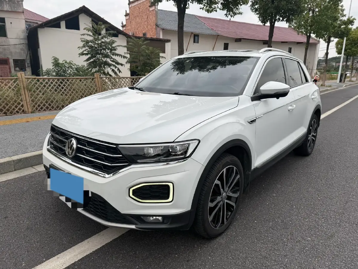 2020 Volkswagen T-Roc 1.4T 150HP L4 7DCT