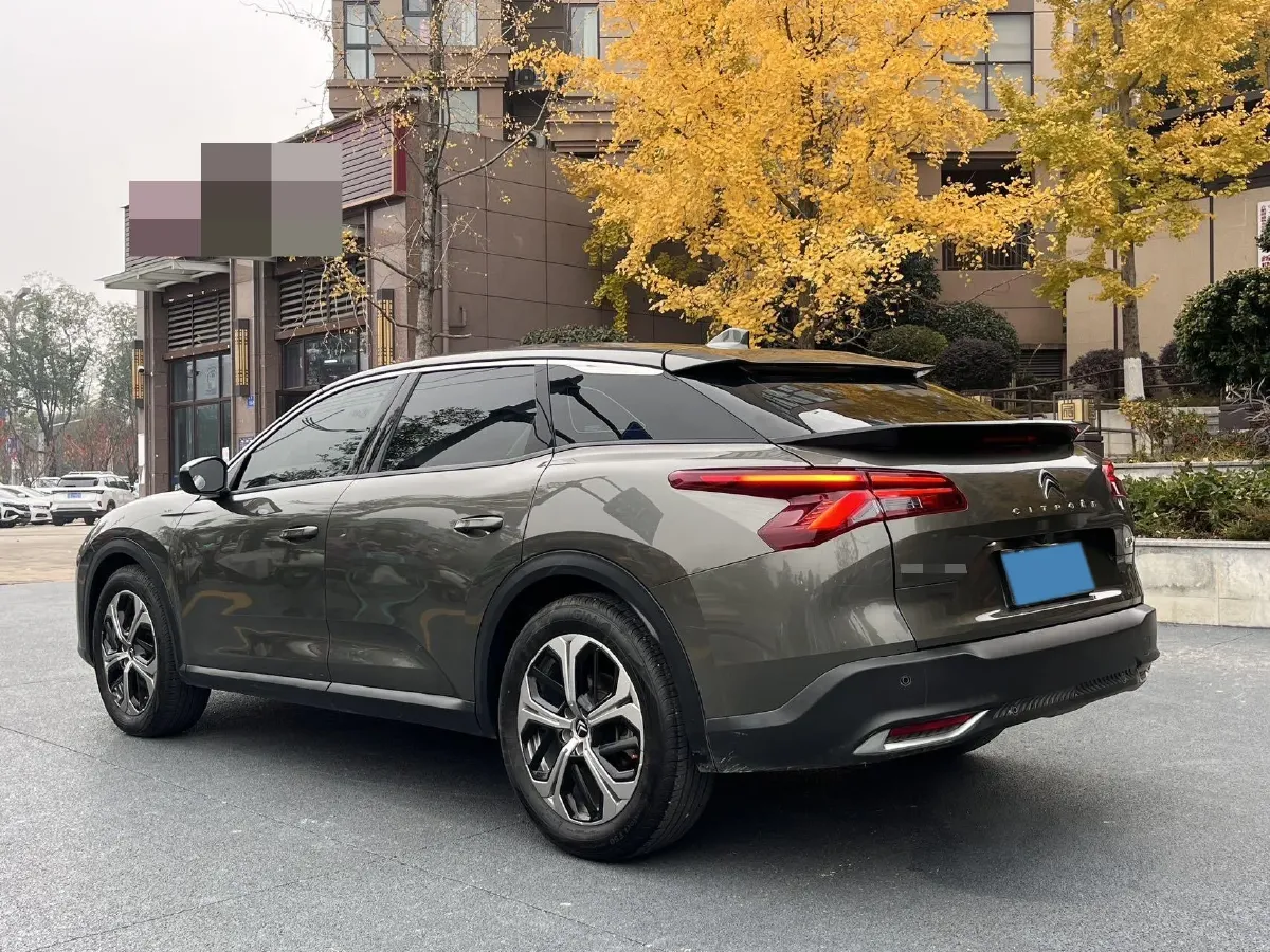 2021 Citroen C5 X 1.6T 175HP L4 8AT,autocango,china used car exporter,china ev exporter,chinese used car exporter,chinese used ev exporter