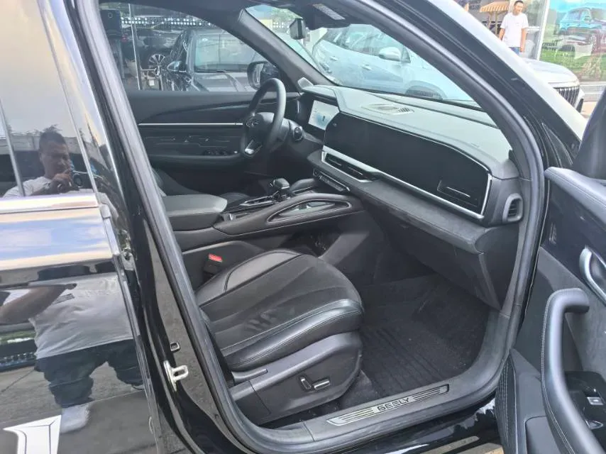 2024 Geely Monjaro 2.0T 238HP L4 8AT,autocango,china used car exporter,china ev exporter,chinese used car exporter,chinese used ev exporter