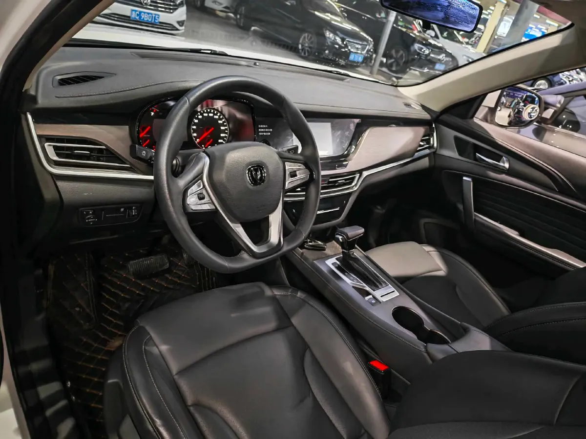 2020 ChangAn CS35 Plus 1.4T 158HP L4 7DCT,autocango,china used car exporter,china ev exporter,chinese used car exporter,chinese used ev exporter