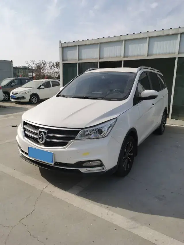 2021 BaoJun 730 1.5L 105HP L4 6MT