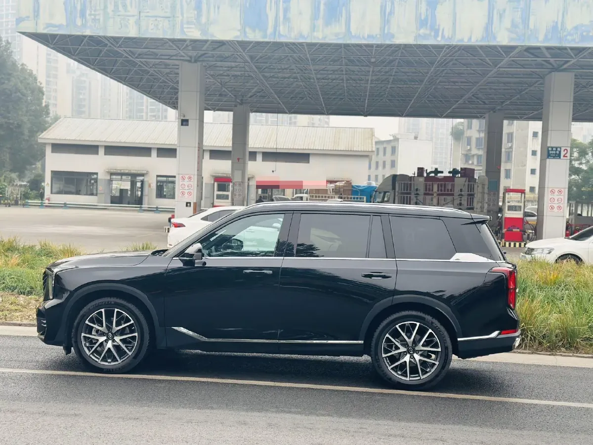 2025 GAC Trumpchi GS8 2.0T 252HP L4 8AT,autocango,china used car exporter,china ev exporter,chinese used car exporter,chinese used ev exporter