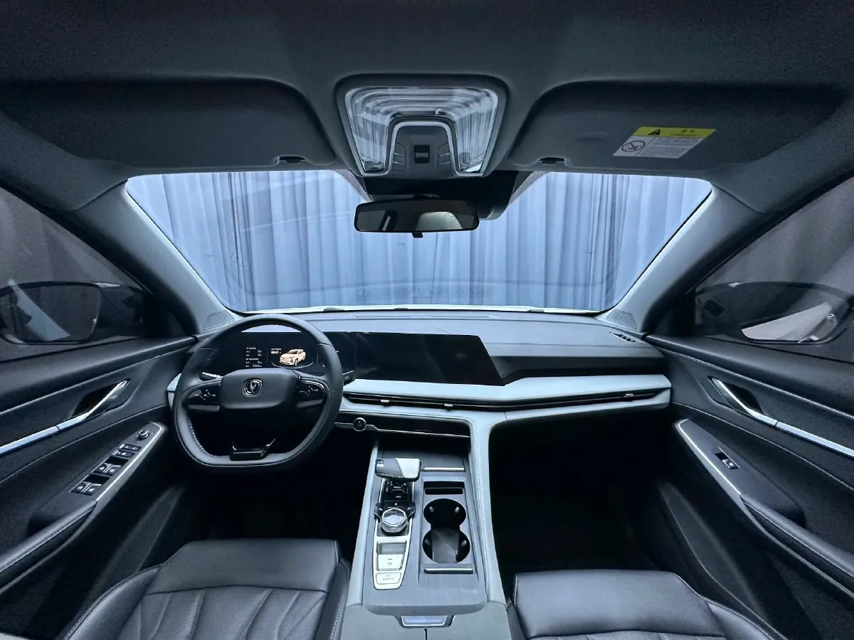 2024 ChangAn CS75 Plus 1.5T 188HP L4 8AT,autocango,china used car exporter,china ev exporter,chinese used car exporter,chinese used ev exporter