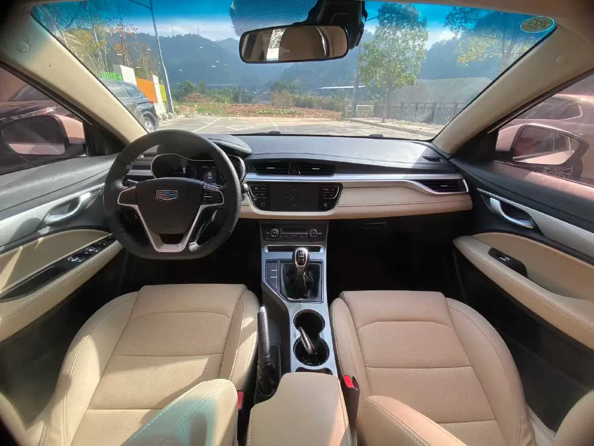 2018 Geely Emgrand 1.5L 109HP L4 5MT,autocango,china used car exporter,china ev exporter,chinese used car exporter,chinese used ev exporter