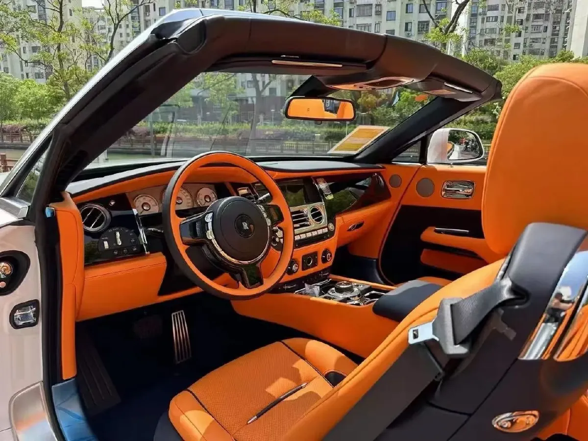 2018 Rolls-Royce Dawn 6.6T 571HP V12 8AT,autocango,china used car exporter,china ev exporter,chinese used car exporter,chinese used ev exporter
