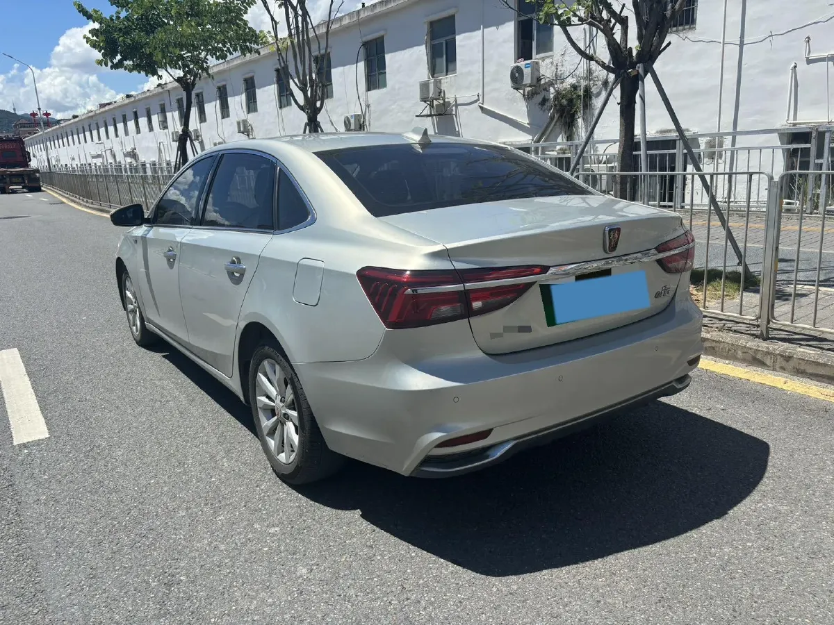 2017 Roewe i6 1.0T 125HP L3 2AT PHEV,autocango,china used car exporter,china ev exporter,chinese used car exporter,chinese used ev exporter