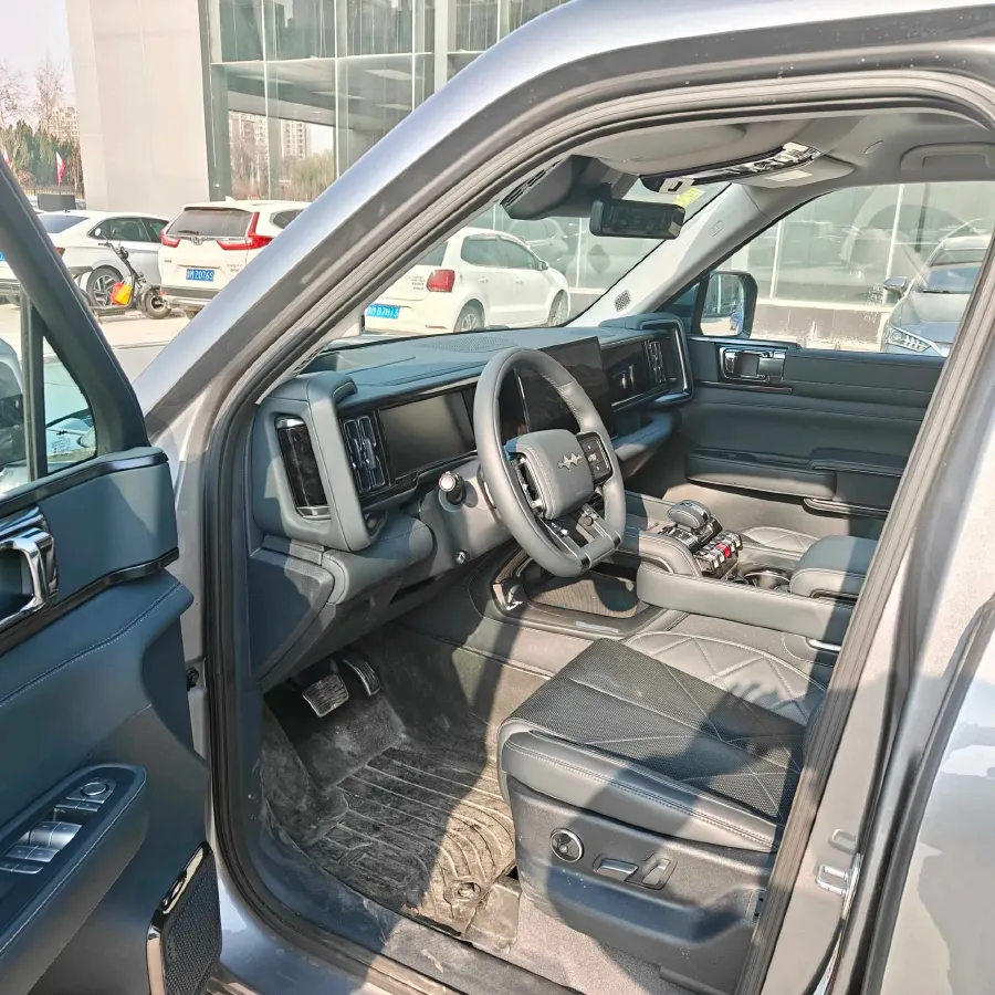 2025 FangChengBao Bao 5 1.5T 194HP L4 E-CVT PHEV,autocango,china used car exporter,china ev exporter,chinese used car exporter,chinese used ev exporter