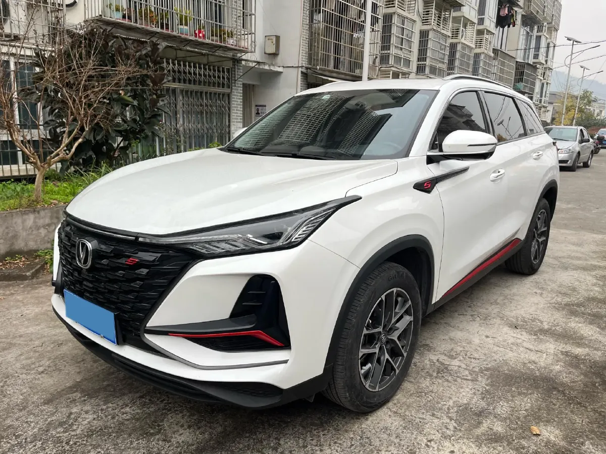 2022 ChangAn CS75 Plus 1.5T 178HP L4 6AT,autocango,china used car exporter,china ev exporter,chinese used car exporter,chinese used ev exporter