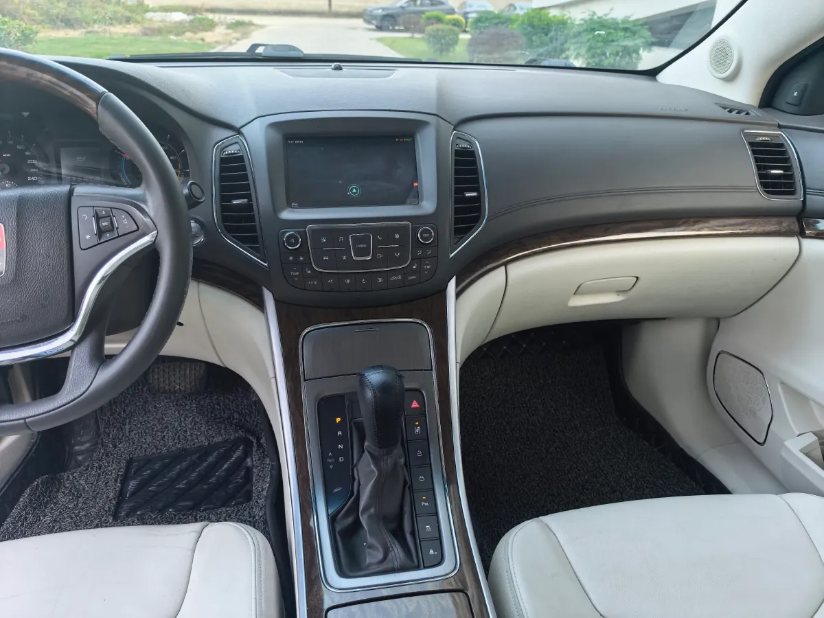 2017 Roewe e950 1.4T 152HP L4 2AT PHEV 12KWH,autocango,china used car exporter,china ev exporter,chinese used car exporter,chinese used ev exporter