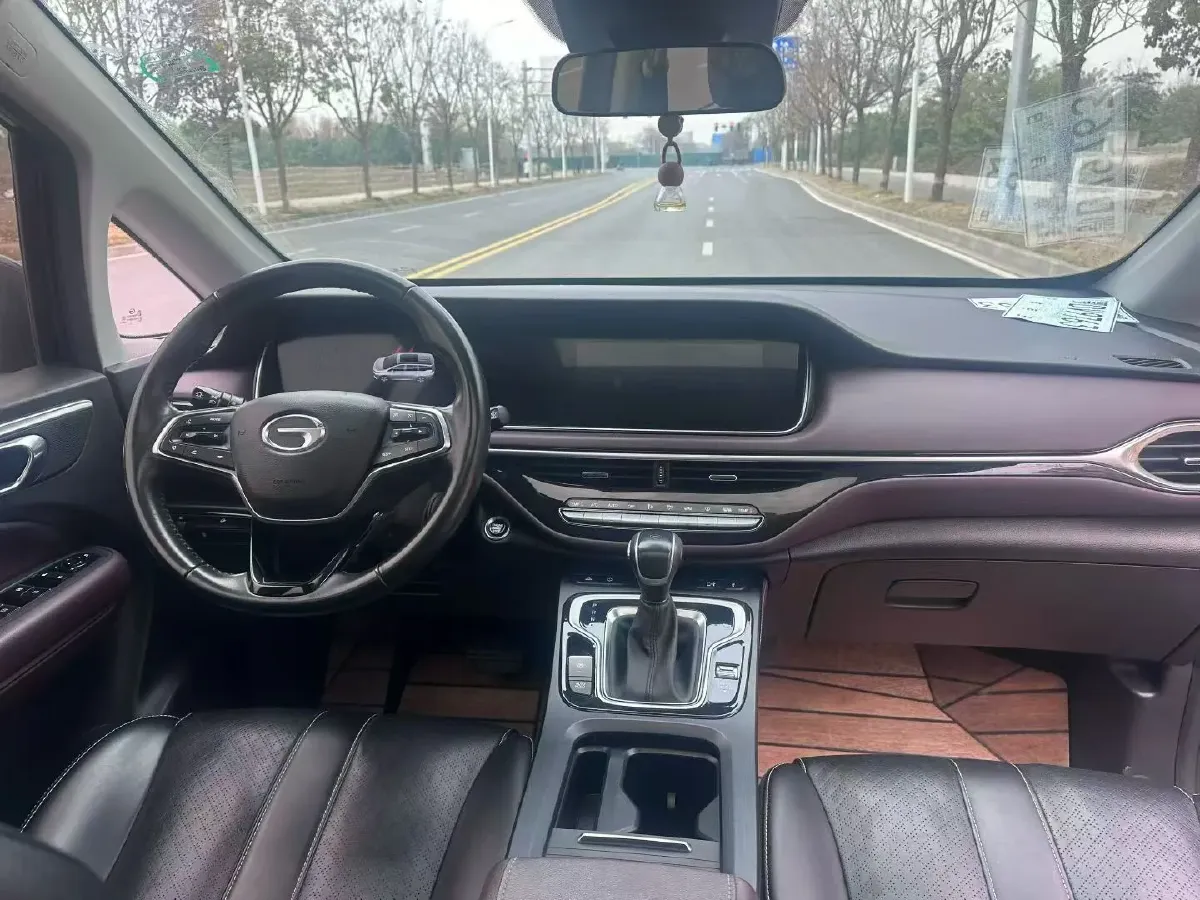 2021 GAC Trumpchi M6 1.5T 169HP L4 7DCT,autocango,china used car exporter,china ev exporter,chinese used car exporter,chinese used ev exporter