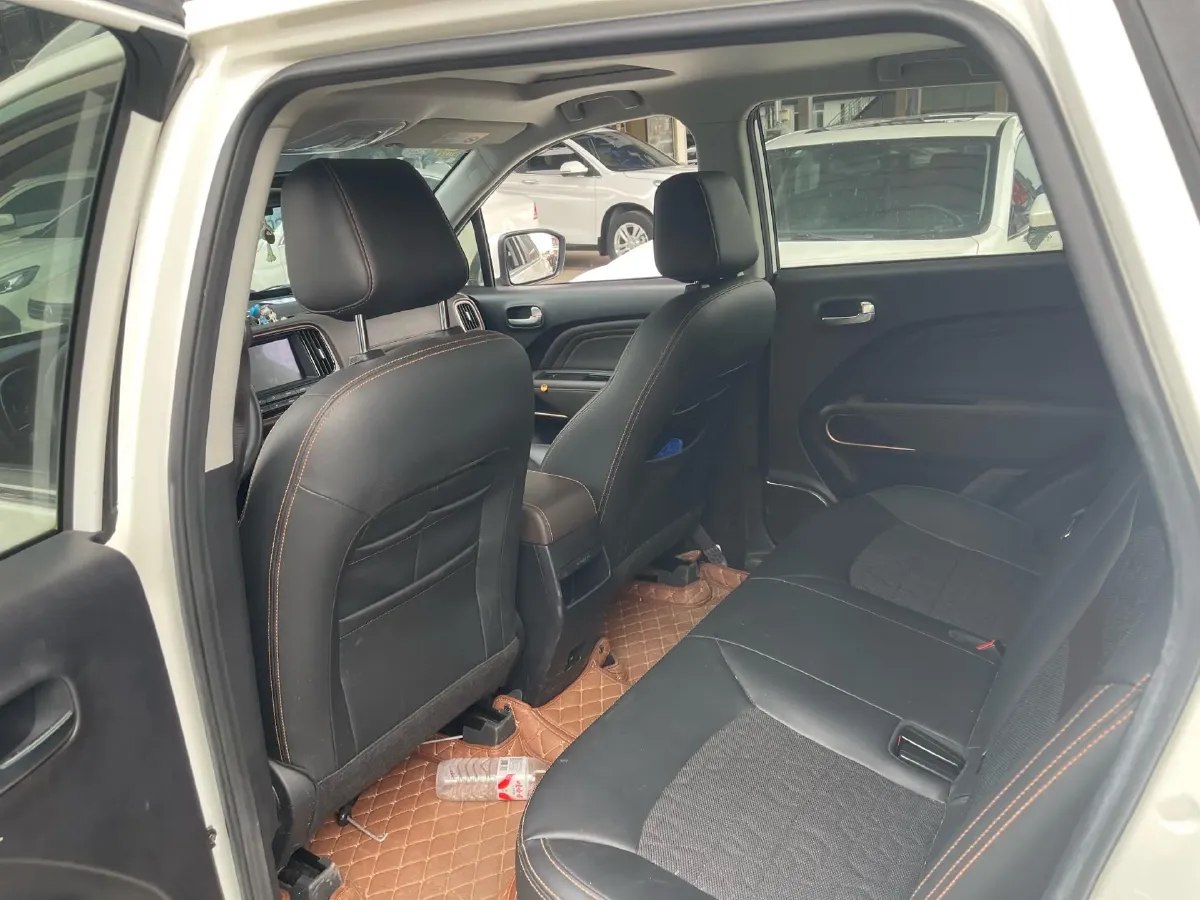 2019 GAC Trumpchi GS3 1.5L 114HP L4 5MT,autocango,china used car exporter,china ev exporter,chinese used car exporter,chinese used ev exporter