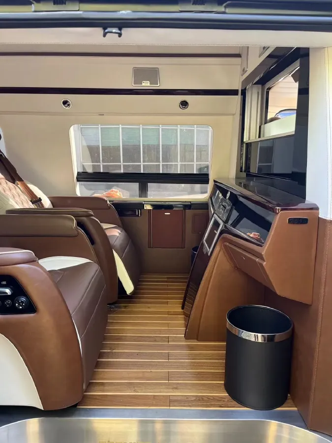 2014 GMC SAVANA 5.3L 314HP V8 4AT,autocango,china used car exporter,china ev exporter,chinese used car exporter,chinese used ev exporter