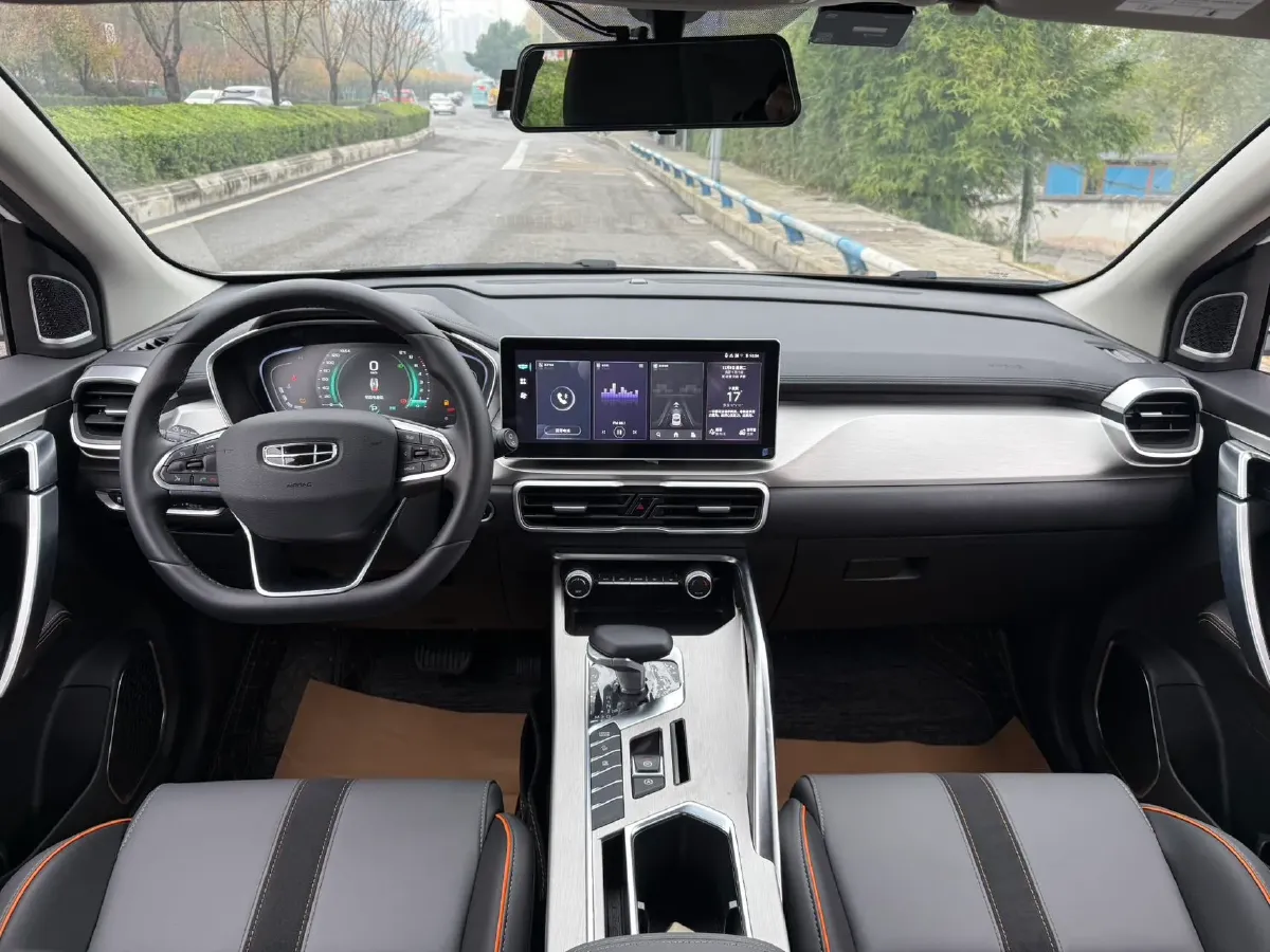 2023 Geely Coolray 1.5T 181HP L4 7DCT,autocango,china used car exporter,china ev exporter,chinese used car exporter,chinese used ev exporter