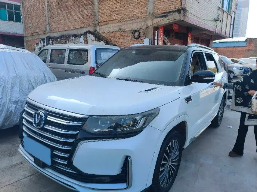 2019 ChangAn CS95 2.0T 233HP L4 6AT