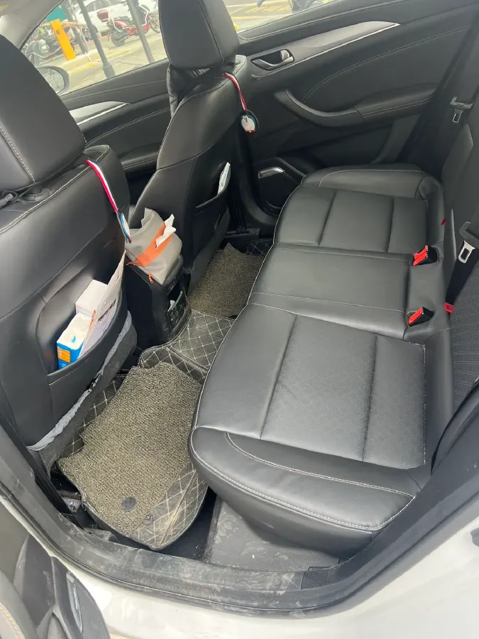 2019 ChangAn Eado 1.6L 128HP L4 5MT,autocango,china used car exporter,china ev exporter,chinese used car exporter,chinese used ev exporter