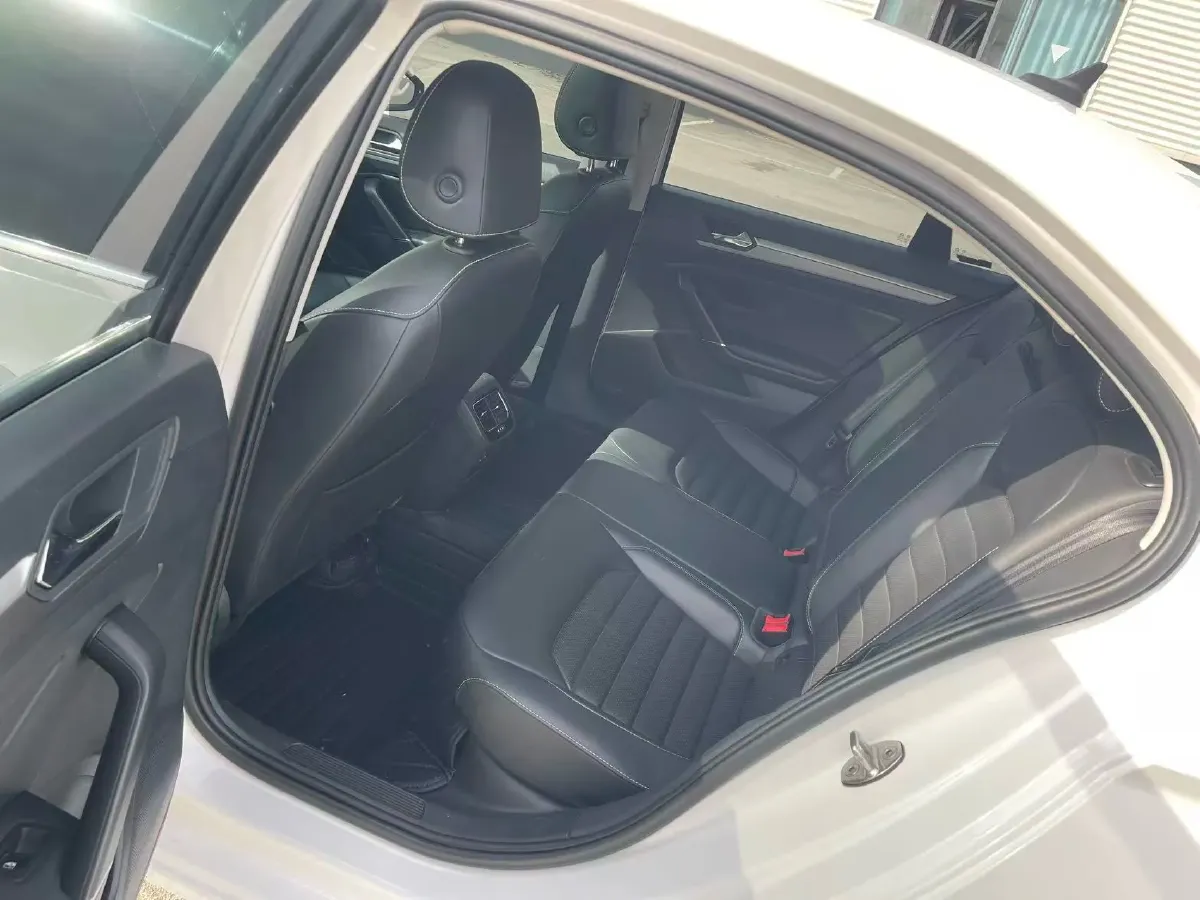 2021 Volkswagen Lamando 1.4T 150HP L4 7DCT,autocango,china used car exporter,china ev exporter,chinese used car exporter,chinese used ev exporter