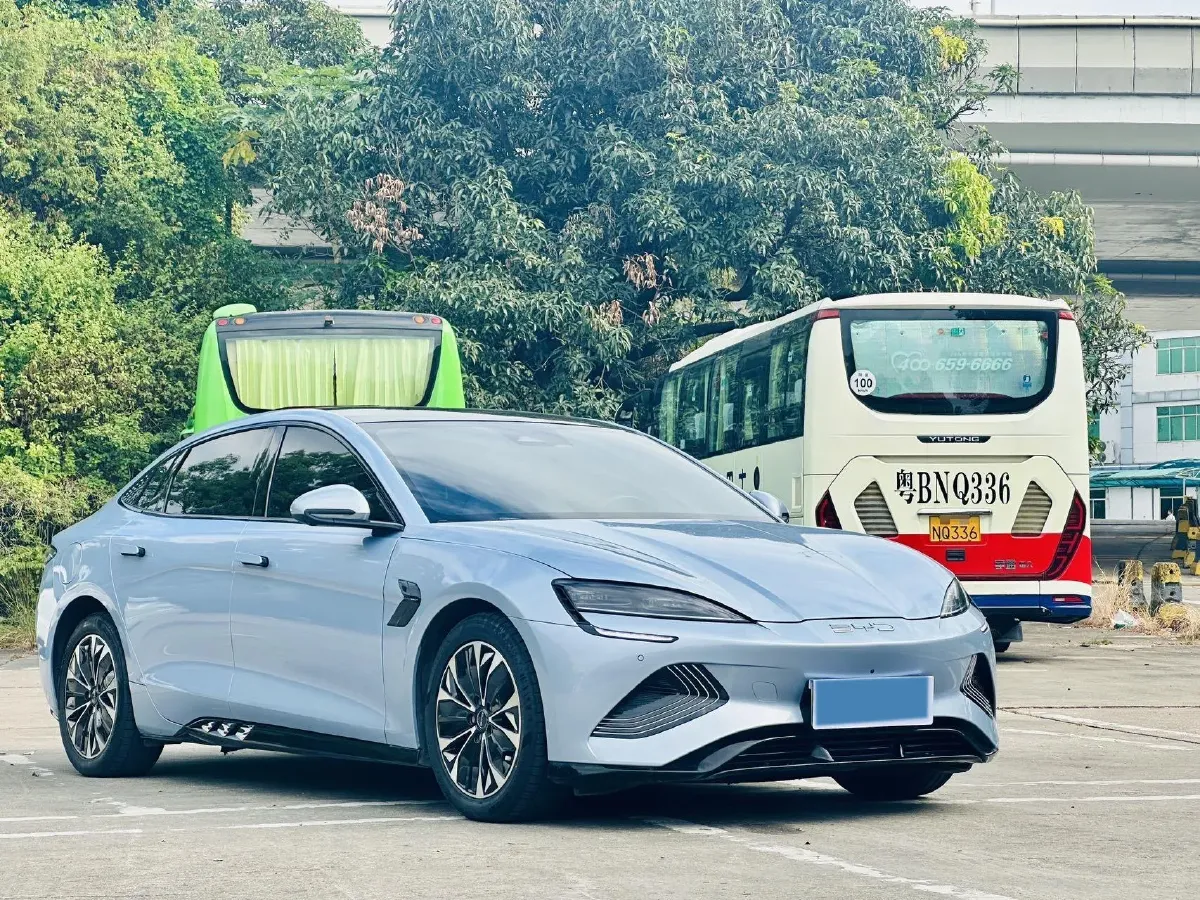 2022 MAXUS DaJia 5 BEV 70KWH,autocango,china used car exporter,china ev exporter,chinese used car exporter,chinese used ev exporter