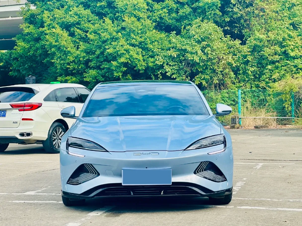 2022 MAXUS DaJia 5 BEV 70KWH,autocango,china used car exporter,china ev exporter,chinese used car exporter,chinese used ev exporter