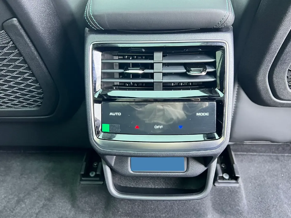 2026 Geely Monjaro 2.0T 272HP L4 8AT,autocango,china used car exporter,china ev exporter,chinese used car exporter,chinese used ev exporter