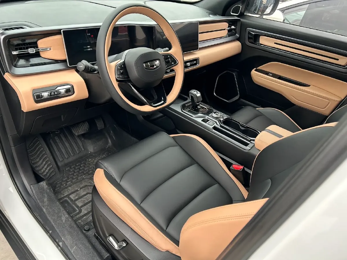 2023 Geely ICON 1.5T 181HP L4 7DCT,autocango,china used car exporter,china ev exporter,chinese used car exporter,chinese used ev exporter