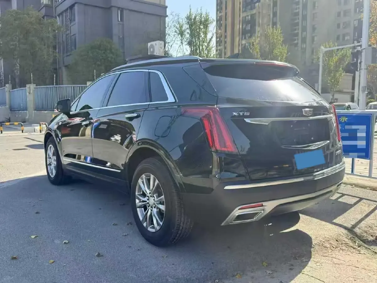 2021 Cadillac XT5 2.0T 237HP L4 9AT,autocango,china used car exporter,china ev exporter,chinese used car exporter,chinese used ev exporter
