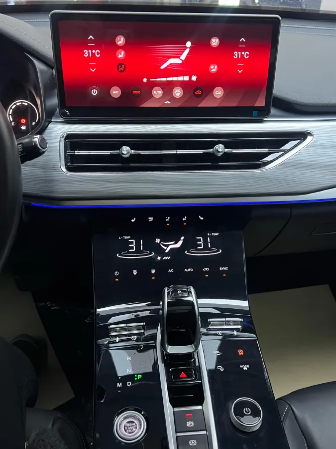 2021 Chery Tiggo 8 2.0T 254HP L4 7DCT,autocango,china used car exporter,china ev exporter,chinese used car exporter,chinese used ev exporter