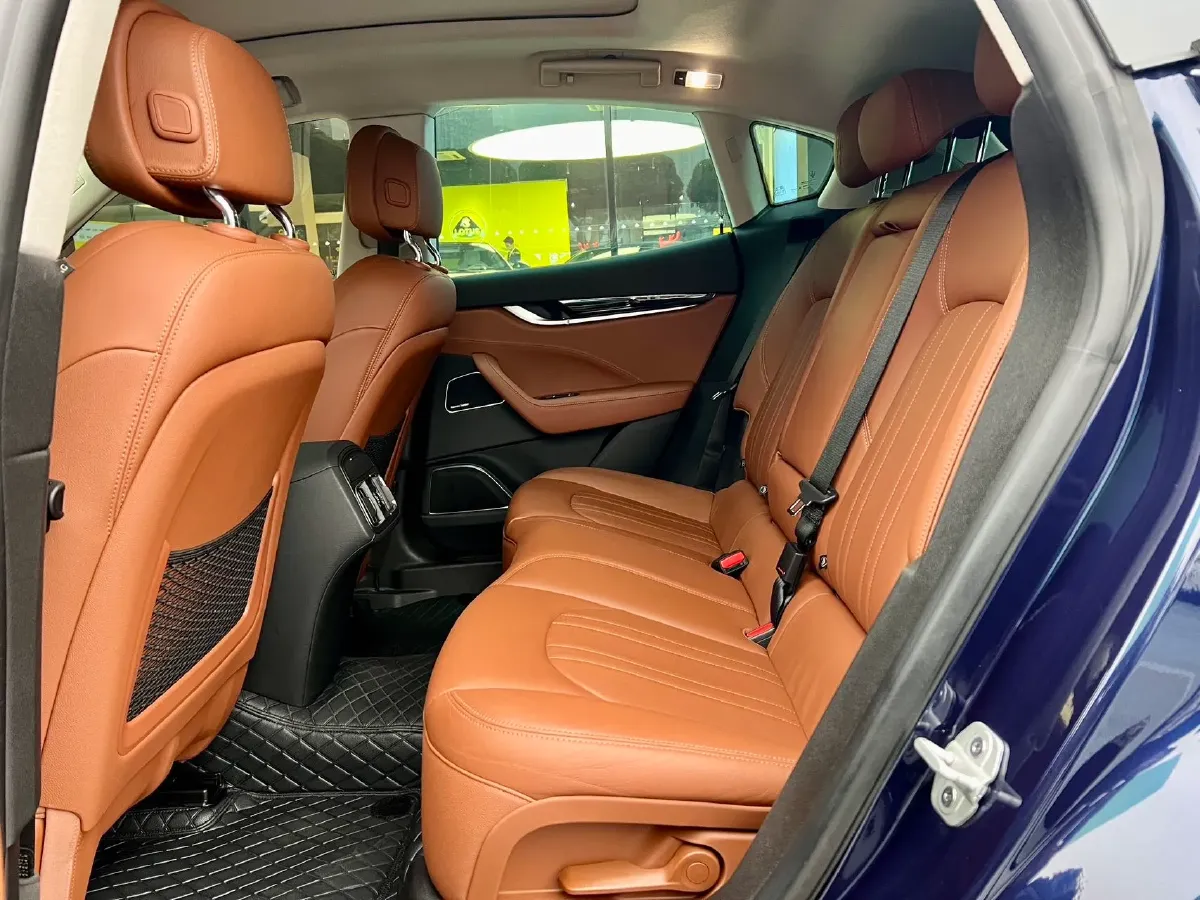 2021 Maserati Levante 3.0T 350HP V6 8AT,autocango,china used car exporter,china ev exporter,chinese used car exporter,chinese used ev exporter