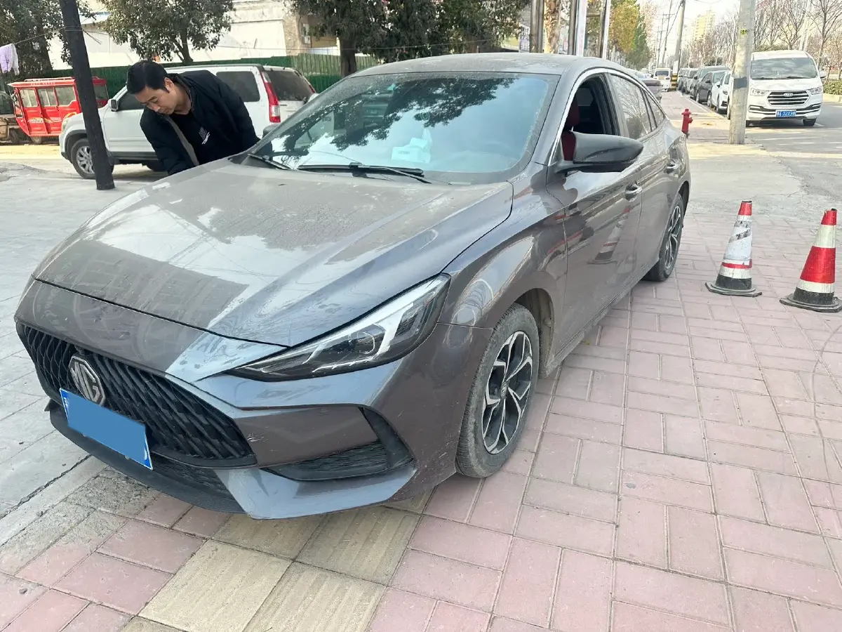 2021 MG 5 1.5L 120HP L4 CVT