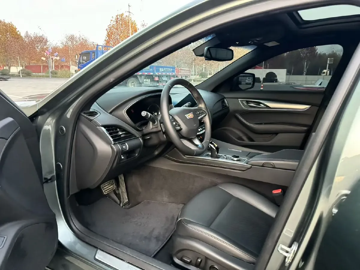 2023 Cadillac CT5 2.0T 237HP L4 10AT,autocango,china used car exporter,china ev exporter,chinese used car exporter,chinese used ev exporter