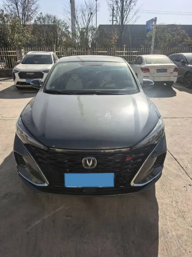 2021 ChangAn Eado 1.4T 160HP L4 7DCT,autocango,china used car exporter,china ev exporter,chinese used car exporter,chinese used ev exporter