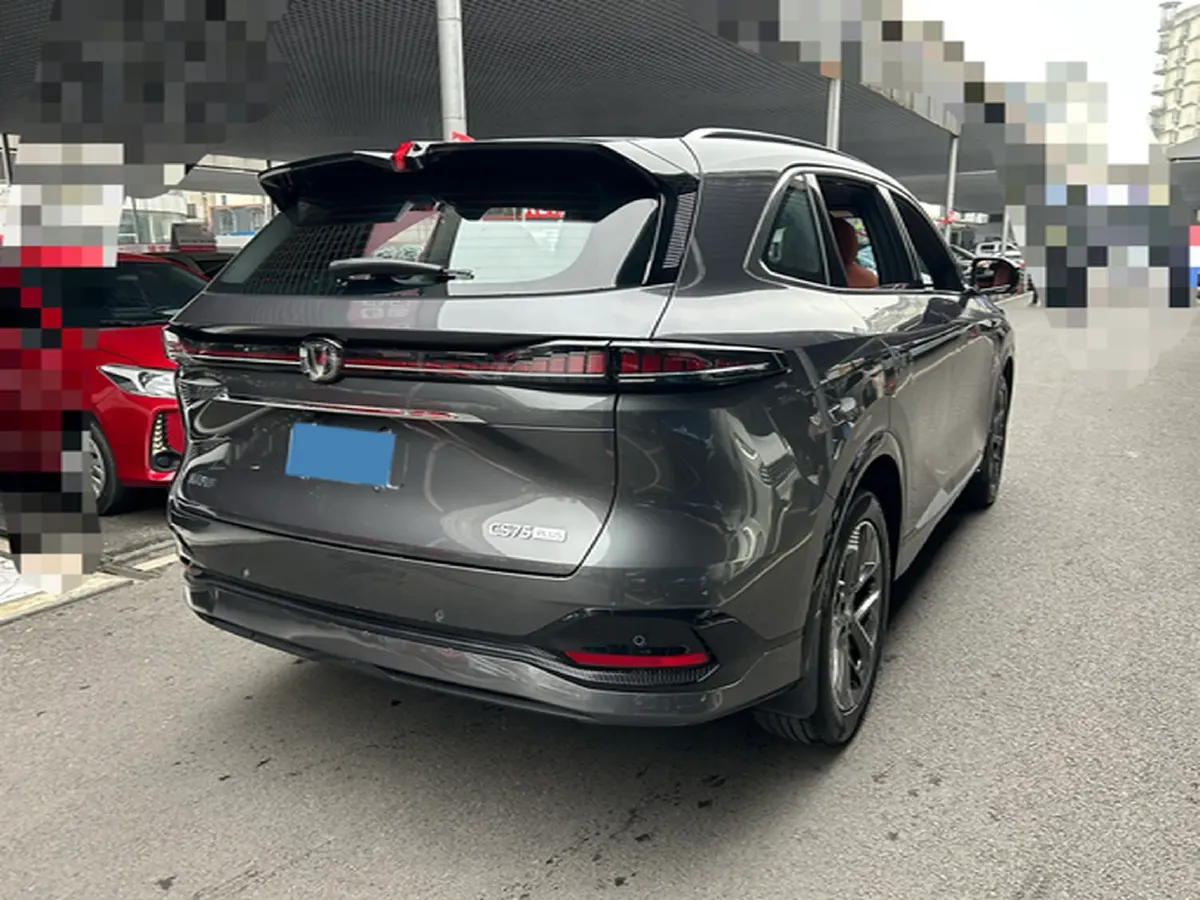 2025 ChangAn CS75 Plus 1.5T 192HP L4 8AT,autocango,china used car exporter,china ev exporter,chinese used car exporter,chinese used ev exporter