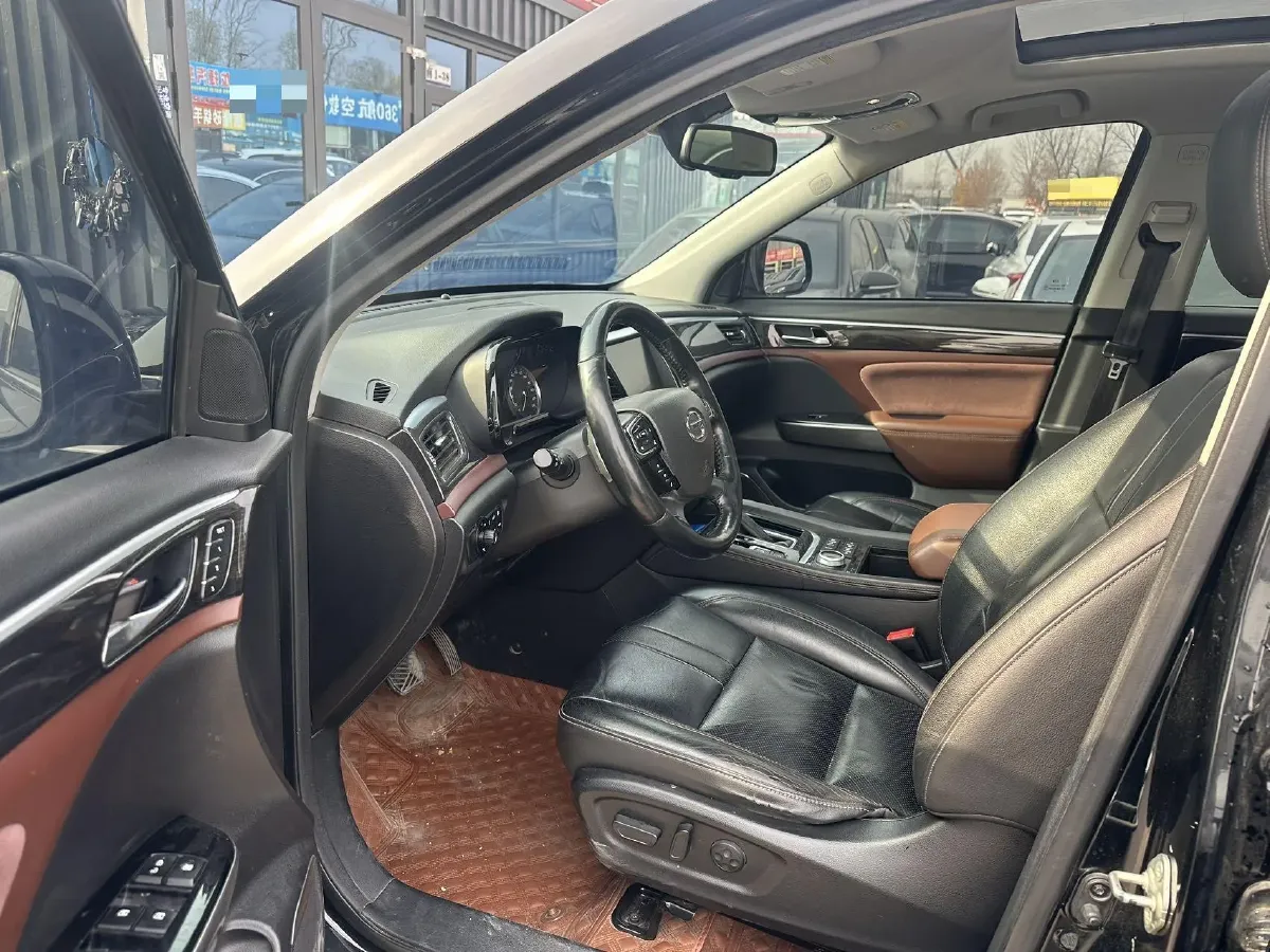 2017 GAC Trumpchi GS8 2.0T 201HP L4 6AT,autocango,china used car exporter,china ev exporter,chinese used car exporter,chinese used ev exporter