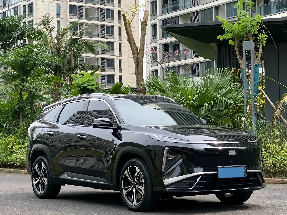 2025 Geely Galaxy L7 1.5L 112HP L4 1DHT PHEV 18.4KWH,autocango,china used car exporter,china ev exporter,chinese used car exporter,chinese used ev exporter