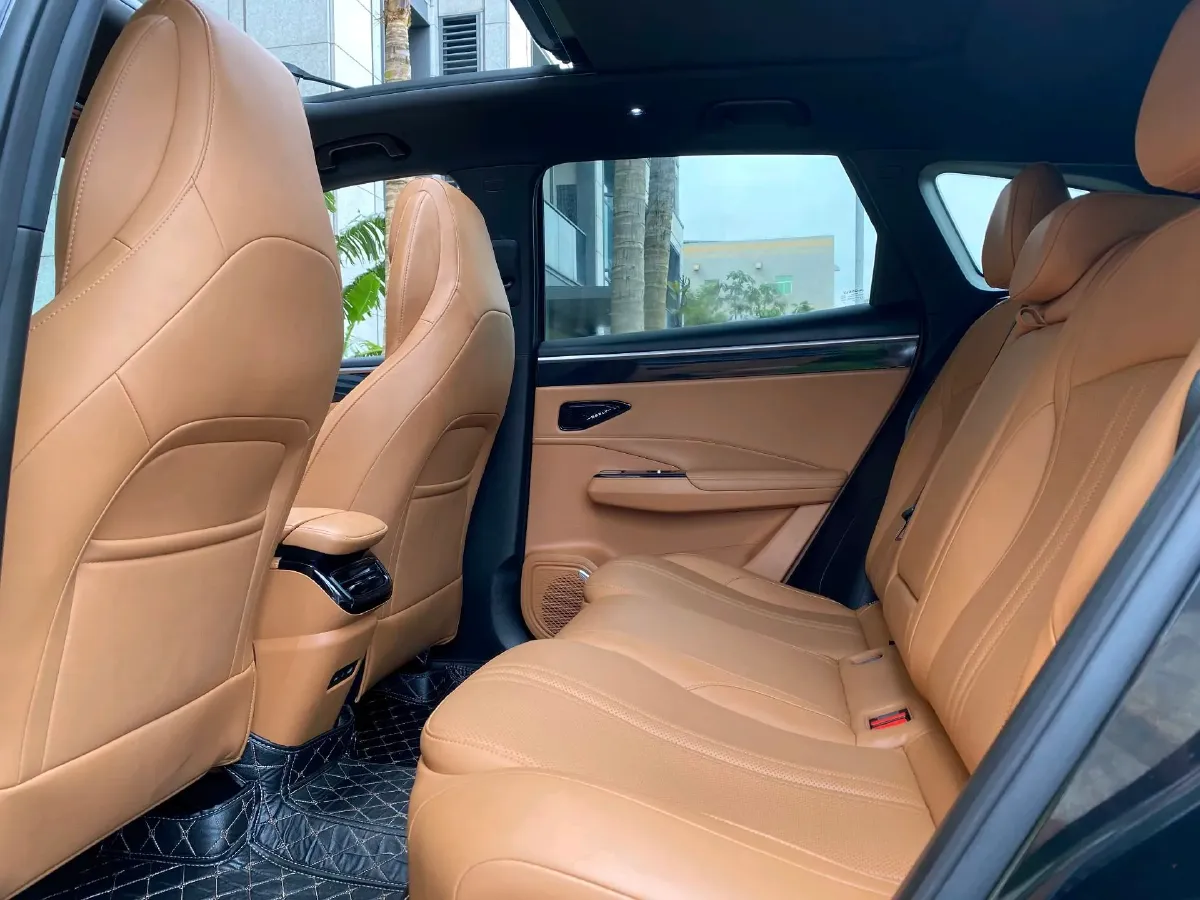 2025 Geely Galaxy L7 1.5L 112HP L4 1DHT PHEV 18.4KWH,autocango,china used car exporter,china ev exporter,chinese used car exporter,chinese used ev exporter