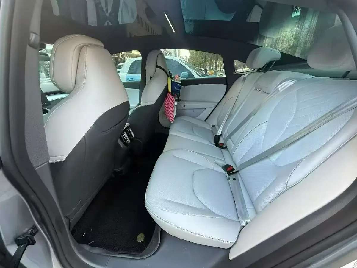 2024 ARCFOX αT5 BEV 79.2KWH,autocango,china used car exporter,china ev exporter,chinese used car exporter,chinese used ev exporter