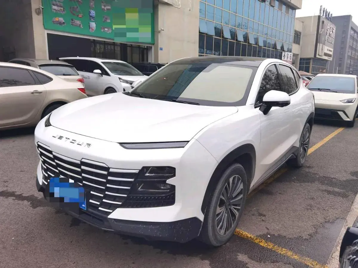 2022 Jetour DASHING 1.6T 197HP L4 7DCT