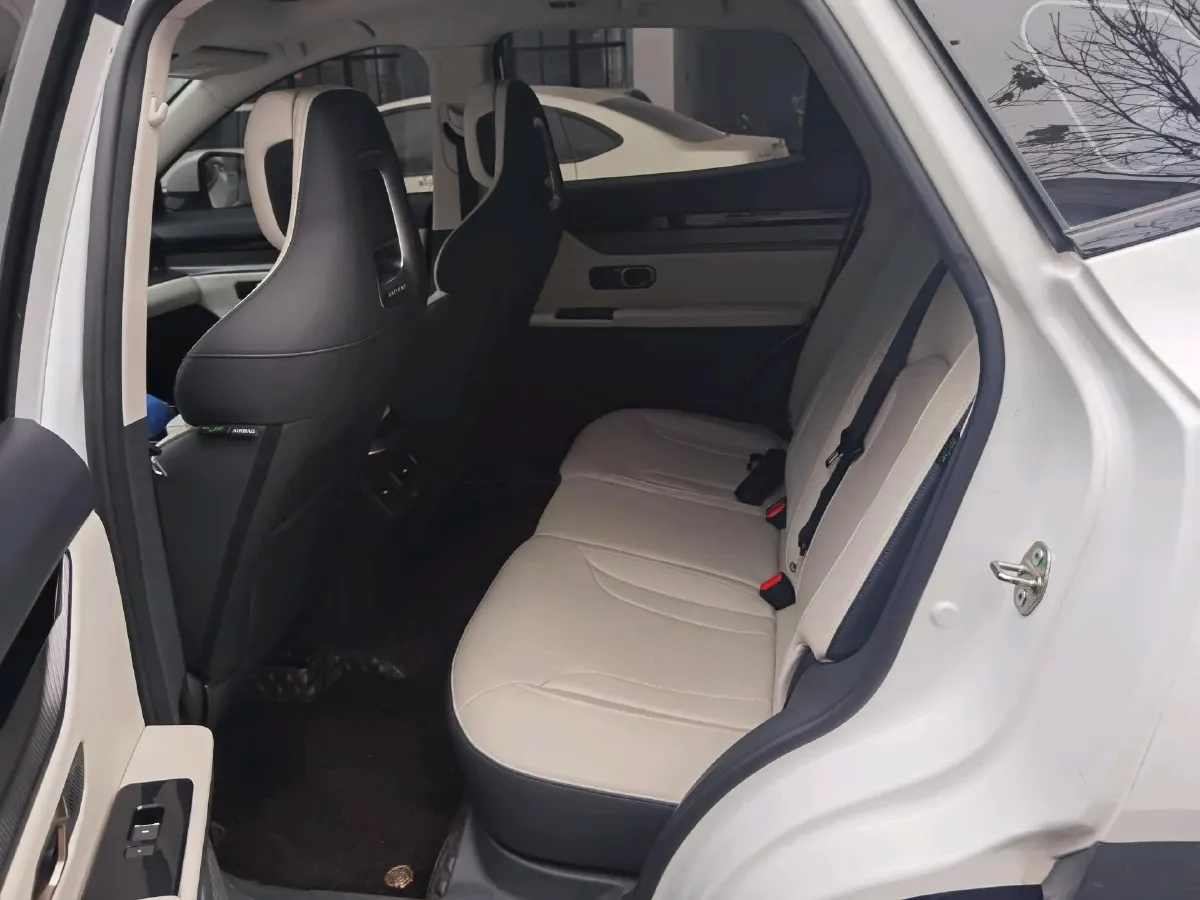 2022 Jetour DASHING 1.6T 197HP L4 7DCT,autocango,china used car exporter,china ev exporter,chinese used car exporter,chinese used ev exporter