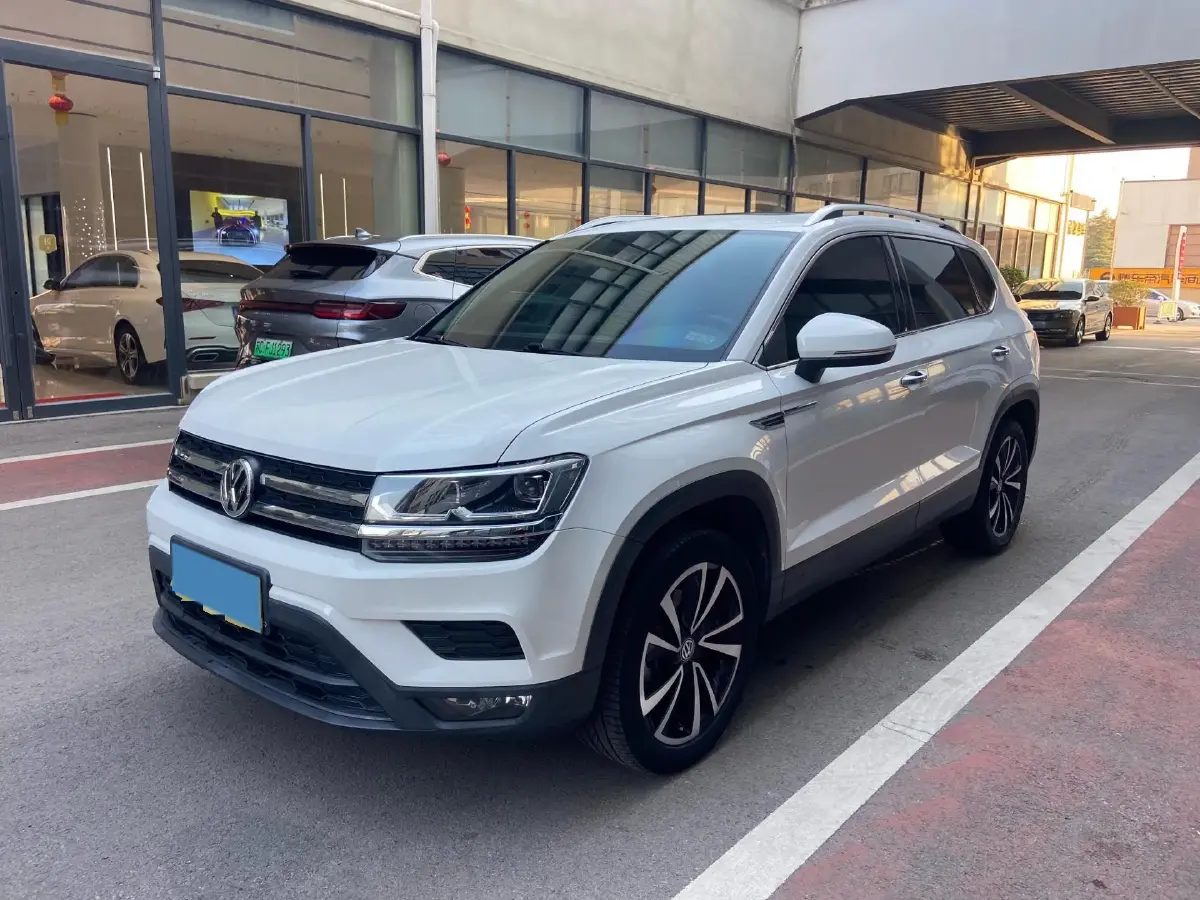 2021 Volkswagen Tharu 1.4T 150HP L4 7DCT